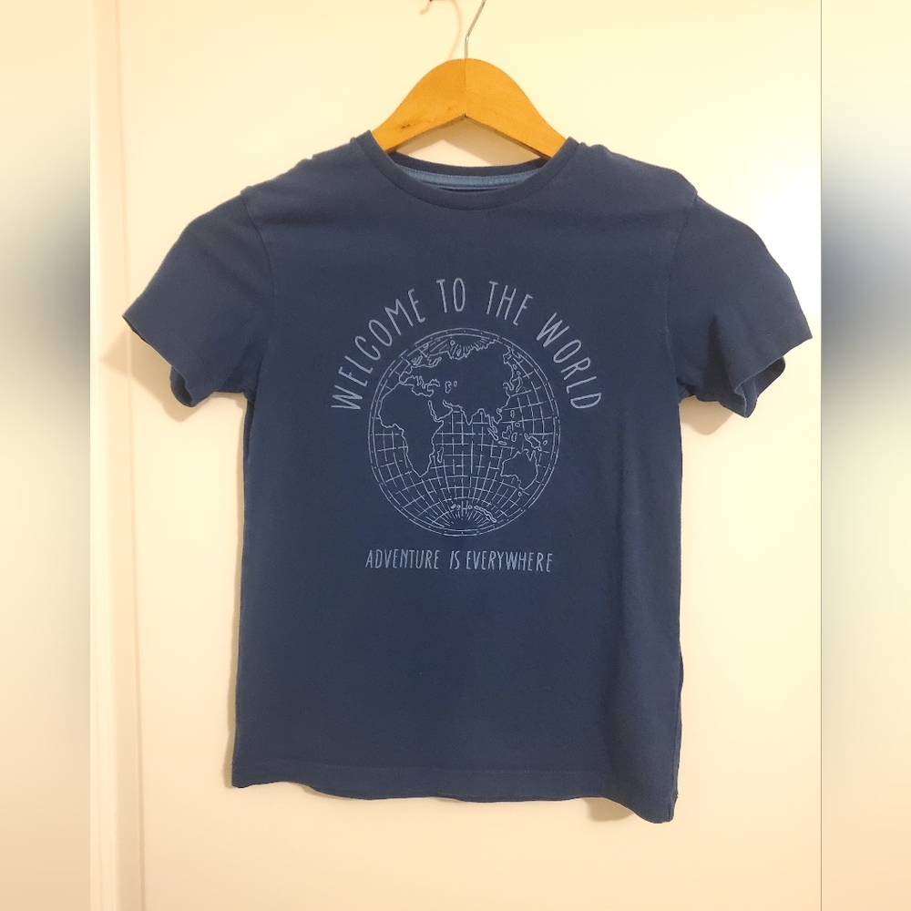 VERTBAUDET dark navy globe adventure world short sleeved tee shirt size 8 126cm